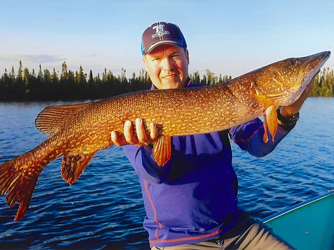 Northern Manitoba Fly-in Fishing Lodge